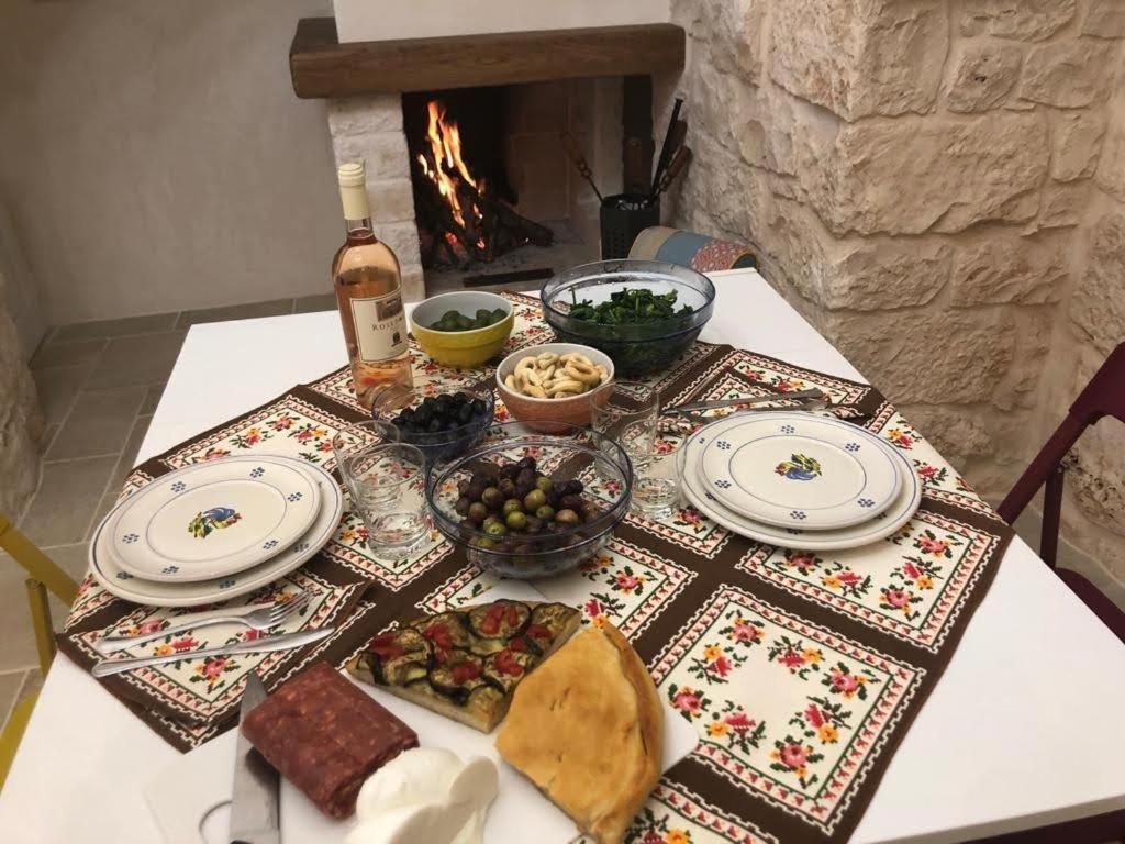 דירות אלברובלו Trullo Dell' Edera Con Piscina Privata מראה חיצוני תמונה