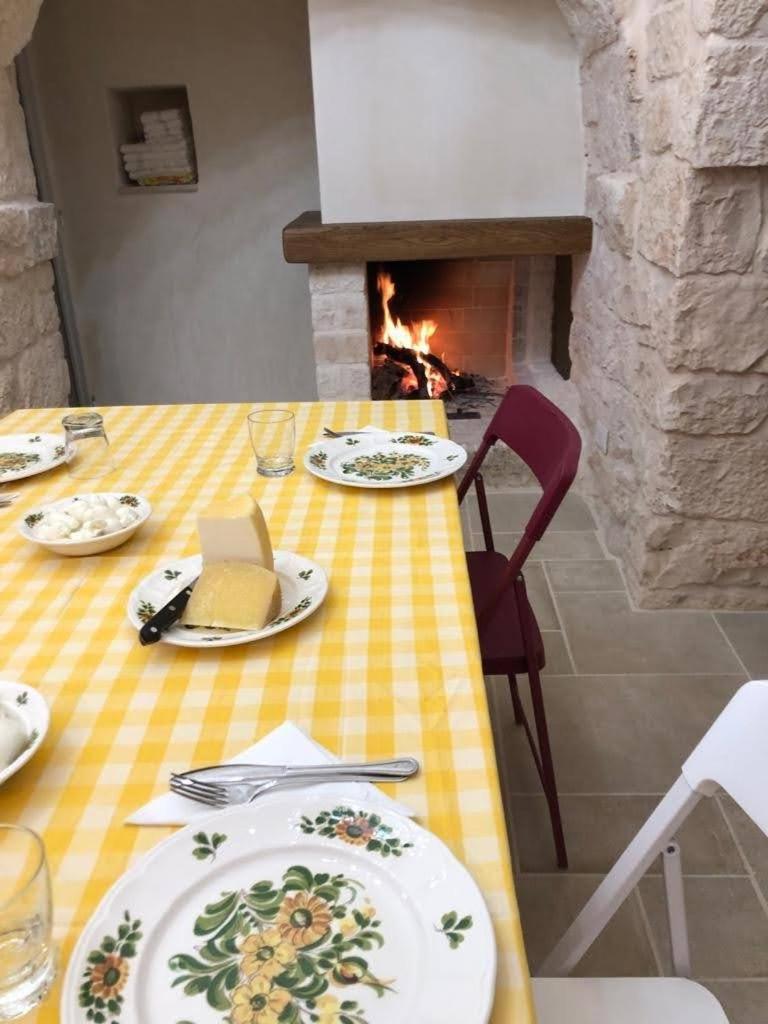 דירות אלברובלו Trullo Dell' Edera Con Piscina Privata מראה חיצוני תמונה