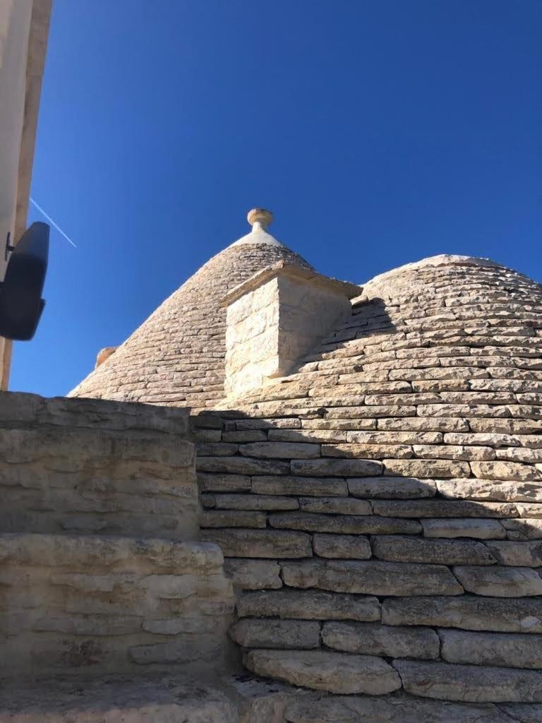 דירות אלברובלו Trullo Dell' Edera Con Piscina Privata מראה חיצוני תמונה